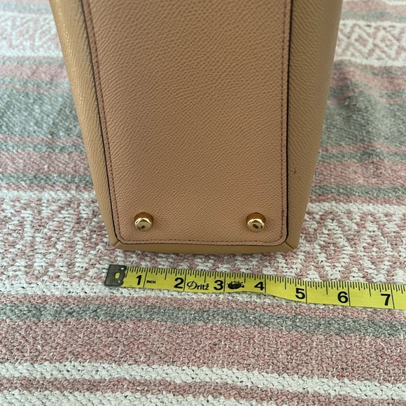 EUC Coach satchel bag and wristlet set…Soft Pink. Great bag. - Picture 12 of 14